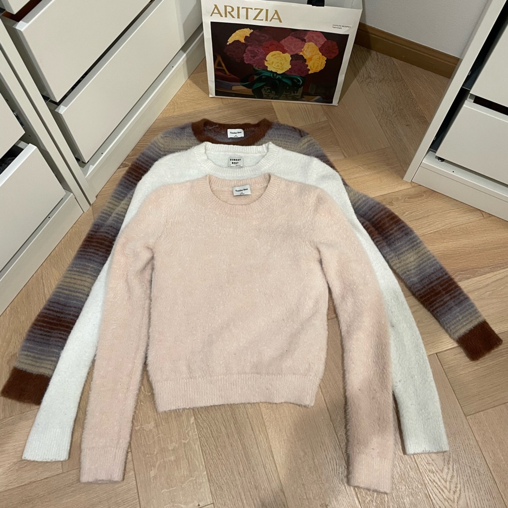 Bundle of Three Aritzia Sunday Best Kitten Sweater in Size XS